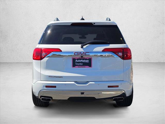 Used 2019 GMC Acadia Denali w/ Technology Package FWD image 8
