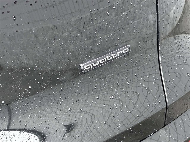 Certified 2025 Audi Q5 Premium w/ Convenience Package image 11