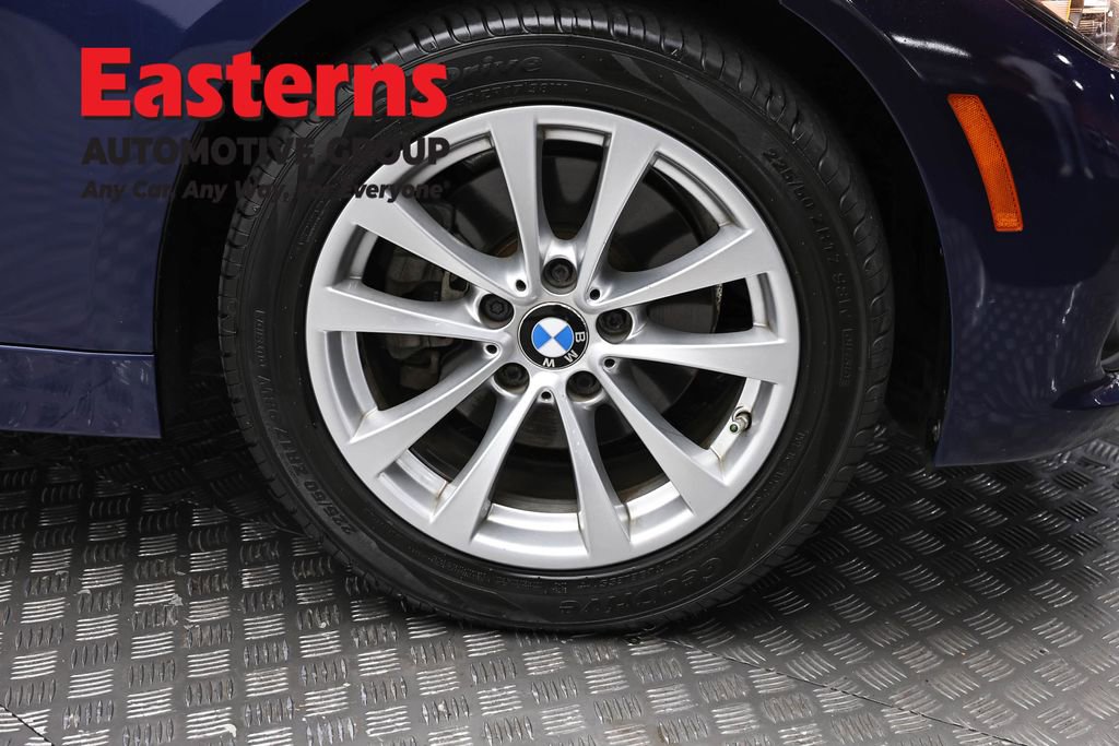Used 2017 BMW 320i xDrive Sedan AWD/4WD image 31
