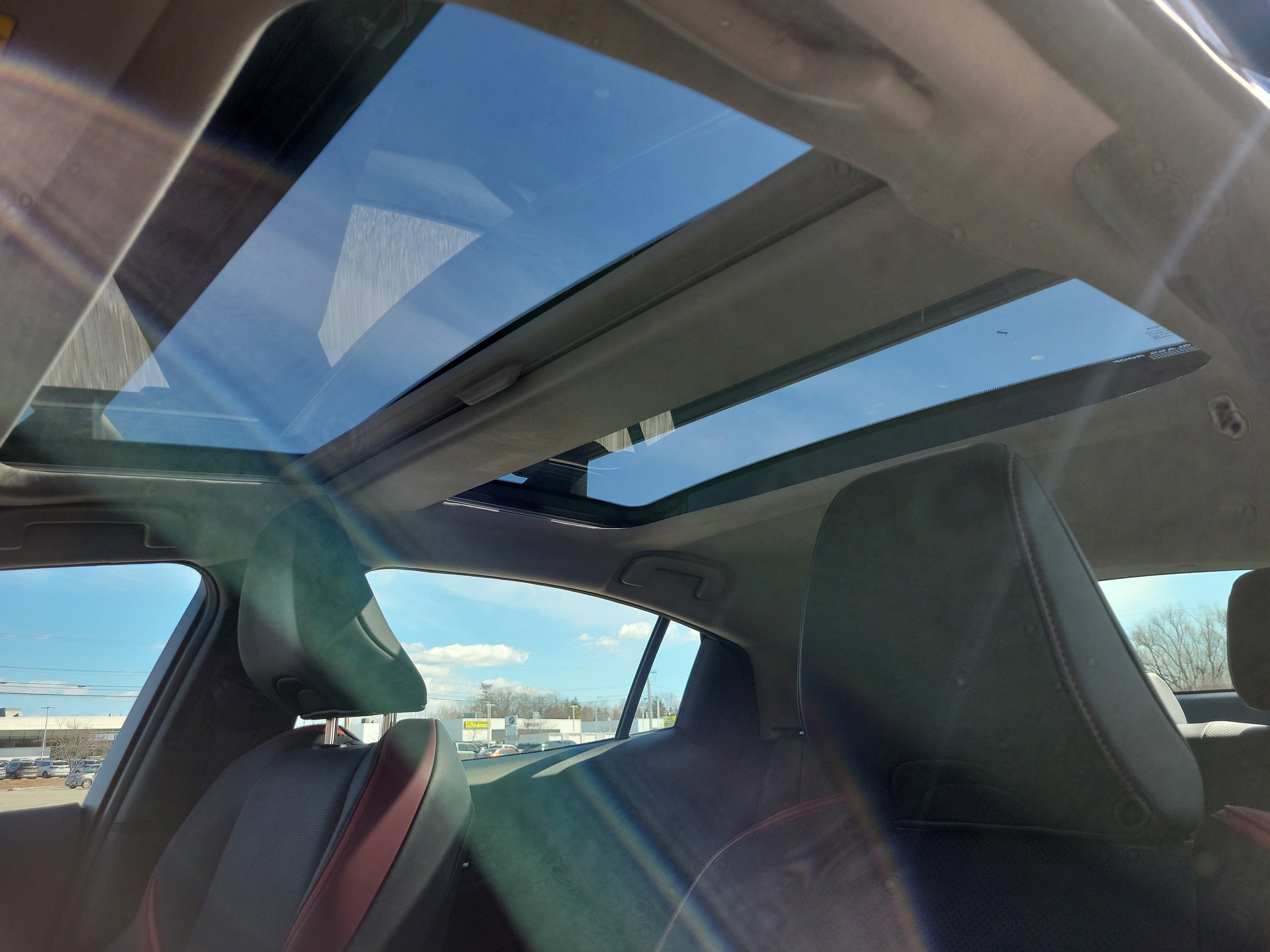 Used 2024 Toyota Prius Prime Premium w/ Advanced Technology Package image 28