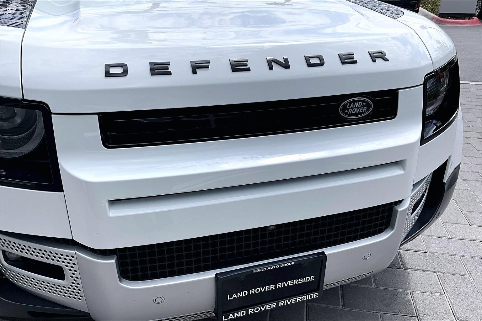 Used 2024 Land Rover Defender 110 S AWD/4WD image 30