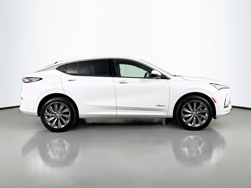 New 2026 Buick Envista Avenir FWD image 8