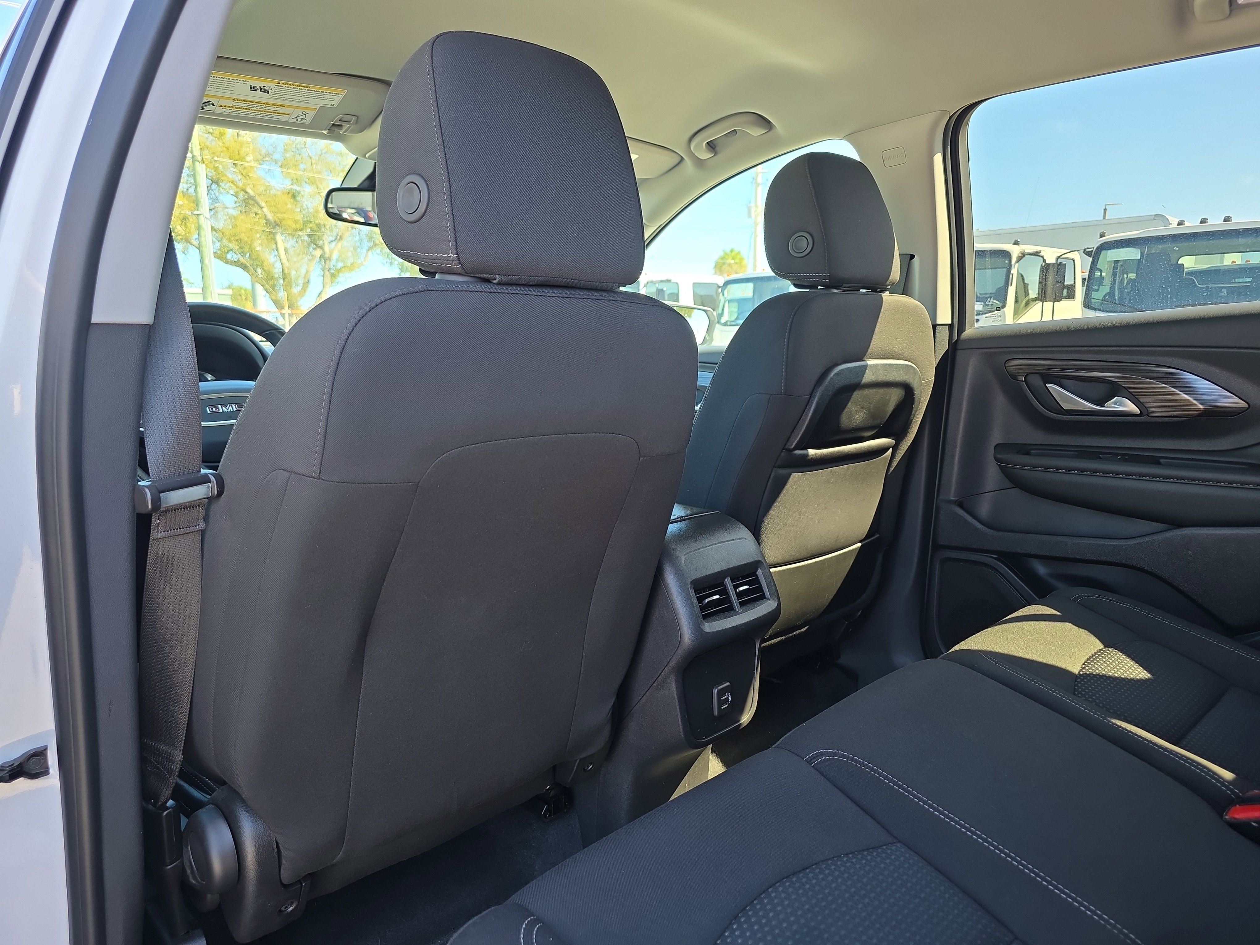 Used 2024 GMC Terrain SLE image 13