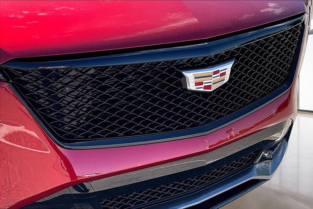 Used 2024 Cadillac XT4 Sport FWD image 30