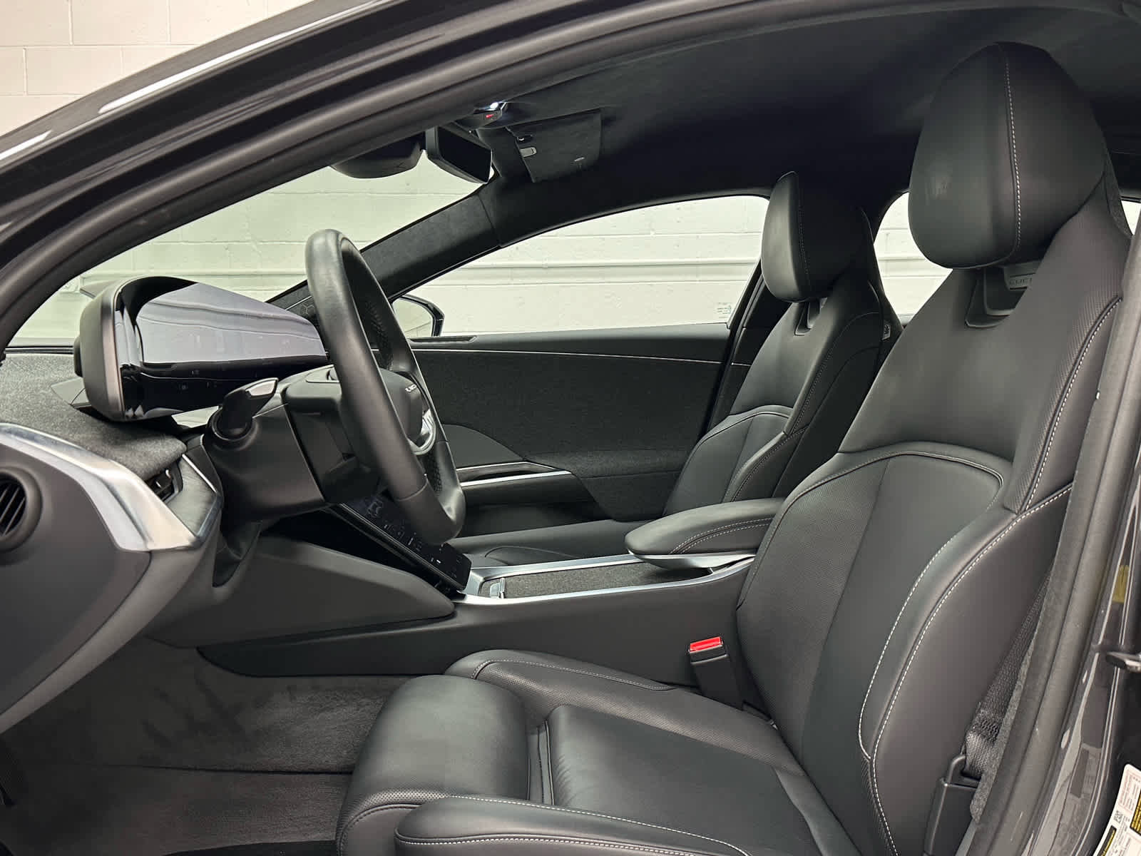 Used 2024 Lucid Air Touring image 11