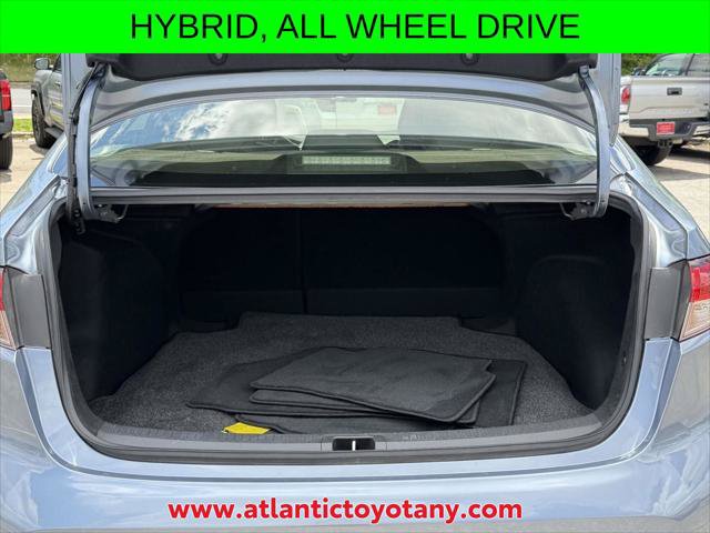 Certified 2024 Toyota Corolla SE AWD/4WD image 16