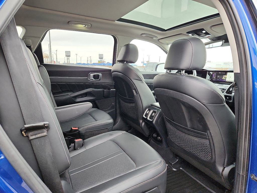 Used 2022 Kia Sorento SX image 10