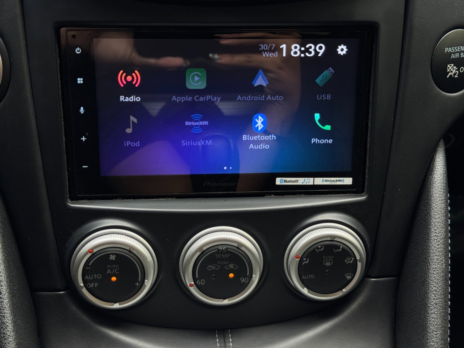 Used 2020 Nissan 370Z Coupe image 24