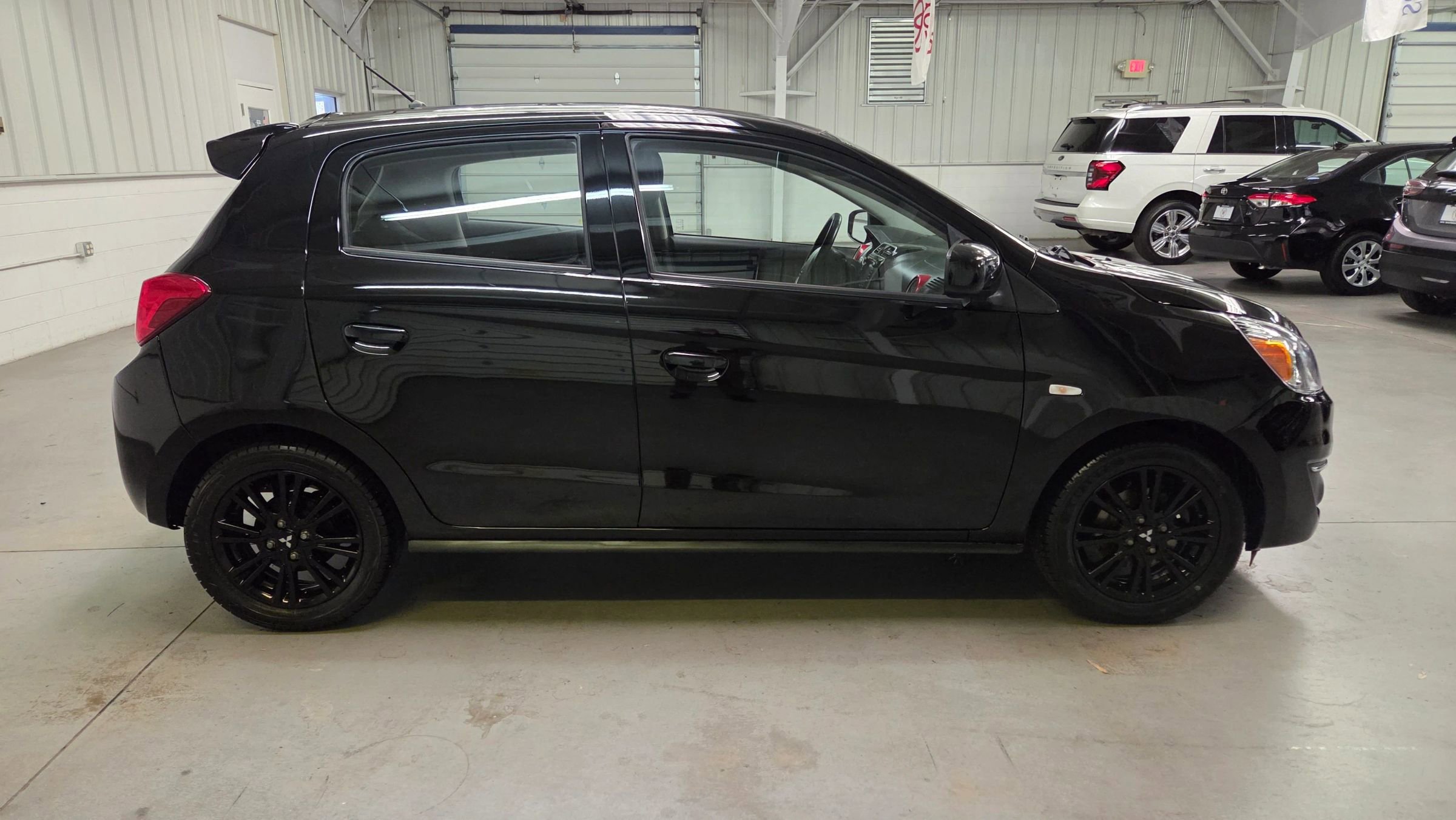 Used 2020 Mitsubishi Mirage LE image 9