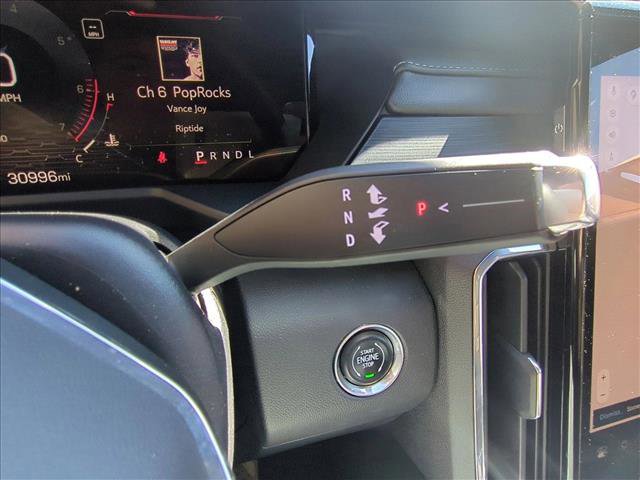 Used 2024 GMC Acadia Elevation image 12