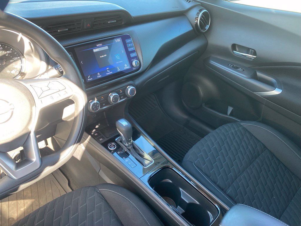 Used 2023 Nissan Kicks SV FWD image 25