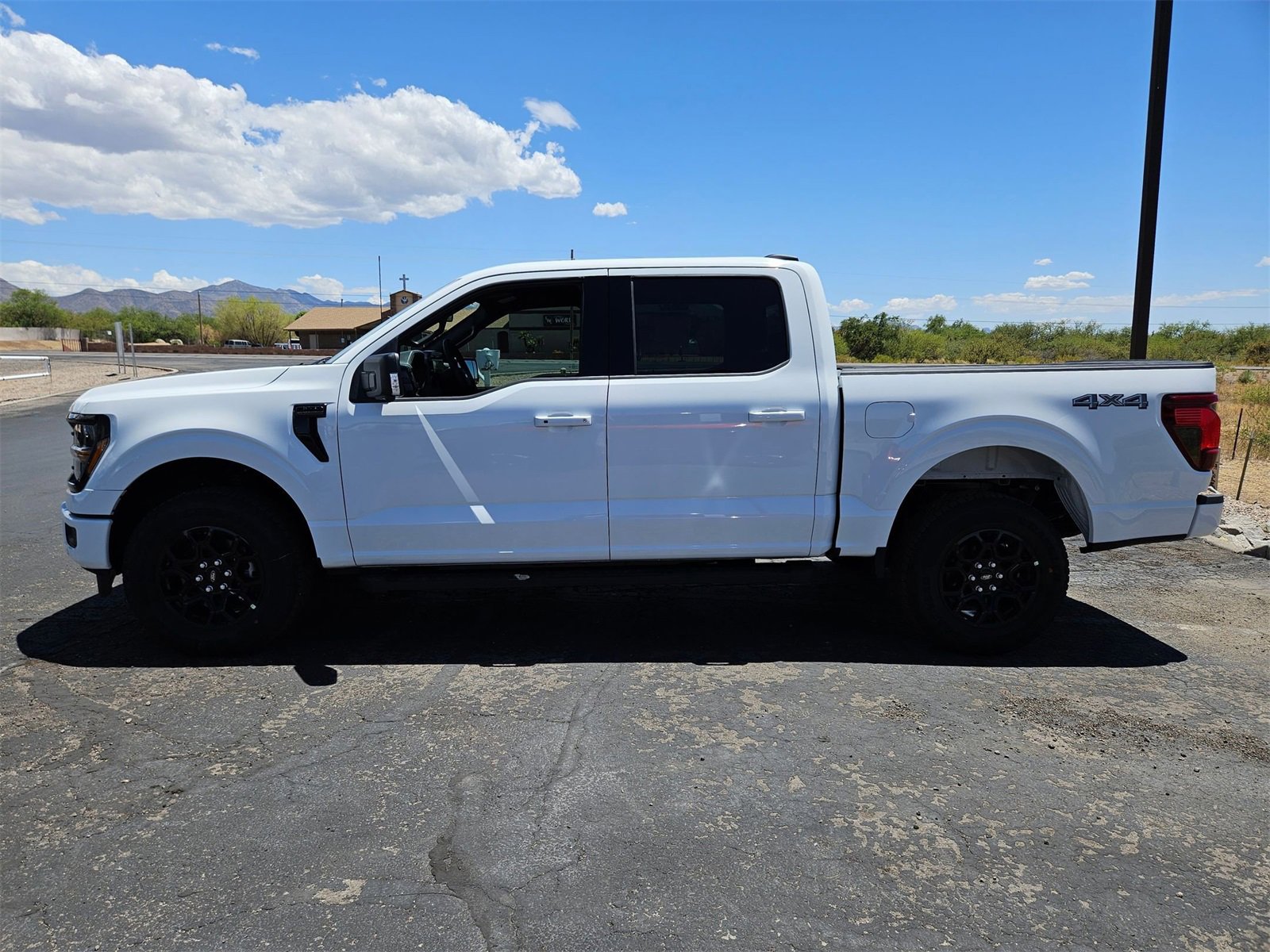 New 2025 Ford F150 XLT w/ Equipment Group 302A MID image 9