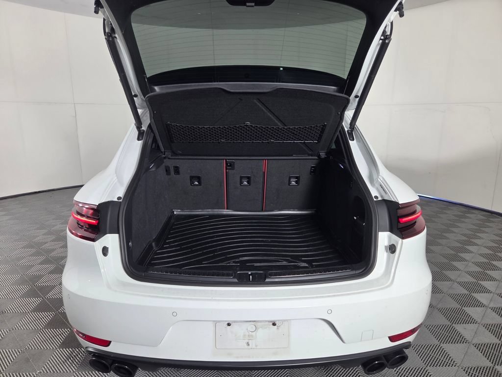 Used 2018 Porsche Macan GTS AWD/4WD image 27