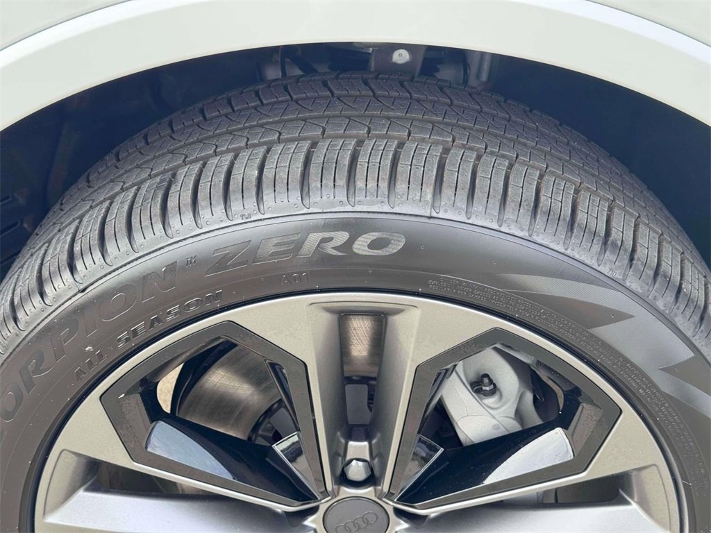 New 2026 Audi Q7 3.0T Premium Plus image 6