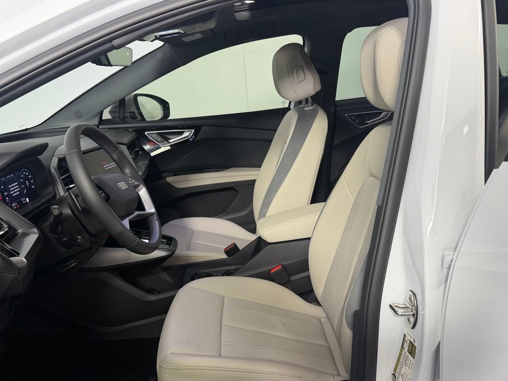 Used 2025 Audi Q4 e-tron Premium w/ Convenience Package RWD image 25