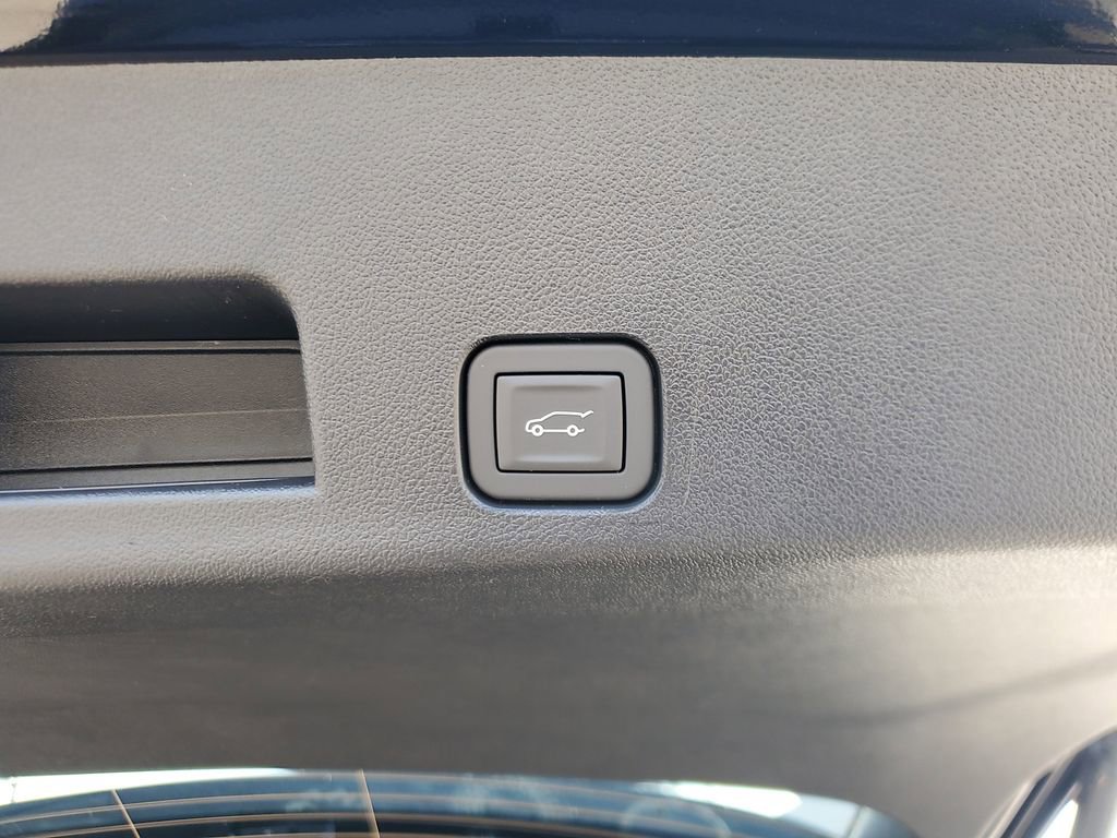 New 2026 Chevrolet Traverse LT w/ Driver Confidence Package image 7