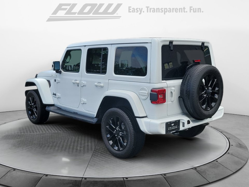 Used 2021 Jeep Wrangler Unlimited Sahara AWD/4WD image 6