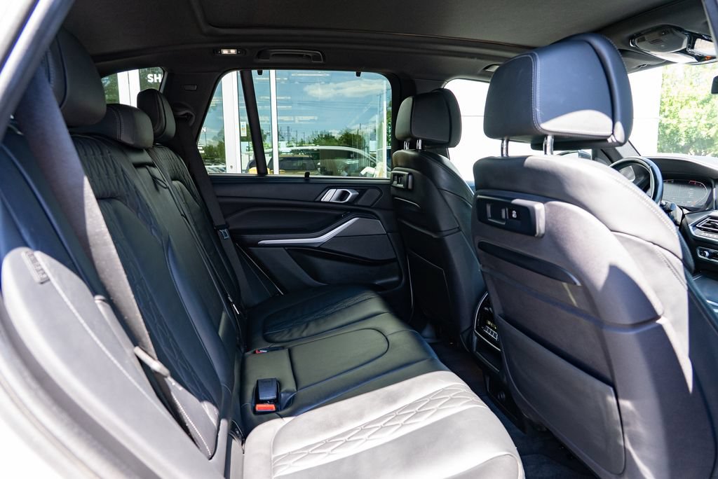 Used 2019 BMW X5 xDrive50i w/ M Sport Package AWD/4WD image 27