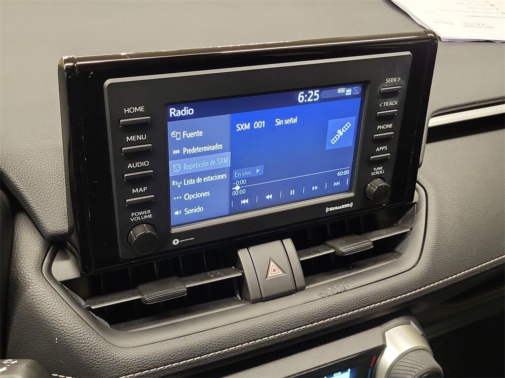 Used 2022 Toyota RAV4 LE image 20