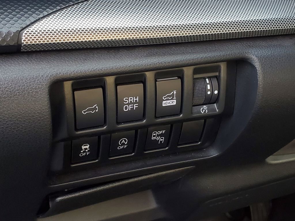 Used 2021 Subaru Forester Limited image 18