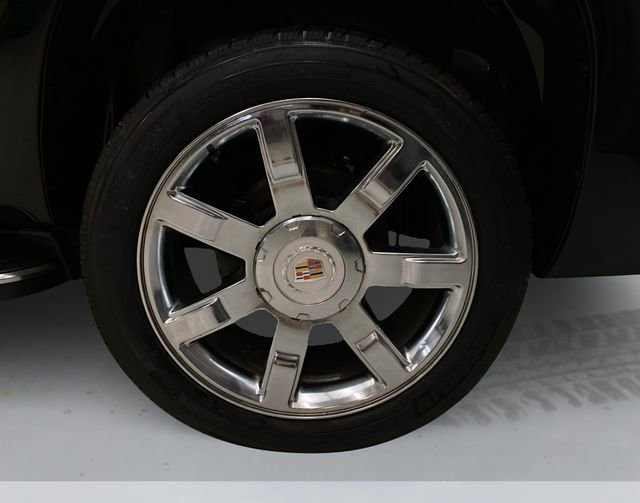 Used 2013 Cadillac Escalade EXT Luxury image 17
