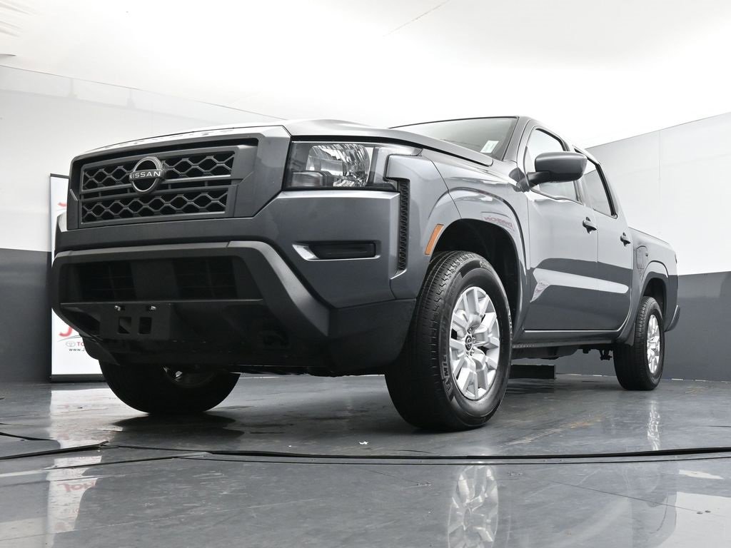 Used 2023 Nissan Frontier SV image 38