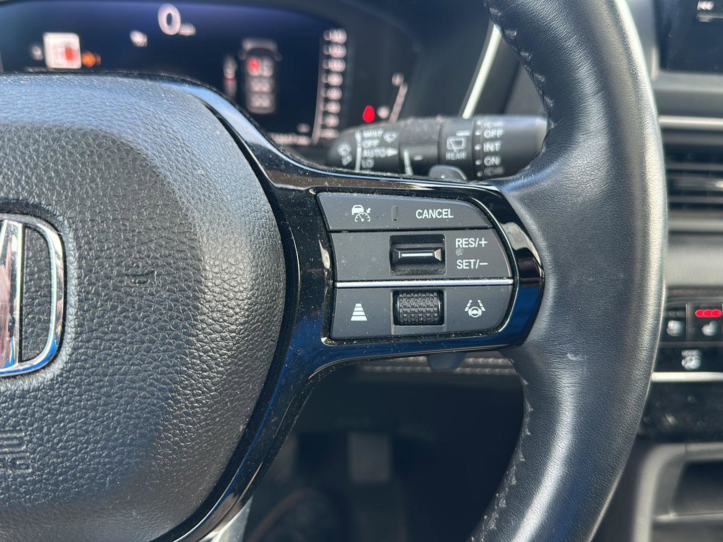 Used 2023 Honda Pilot Elite image 15