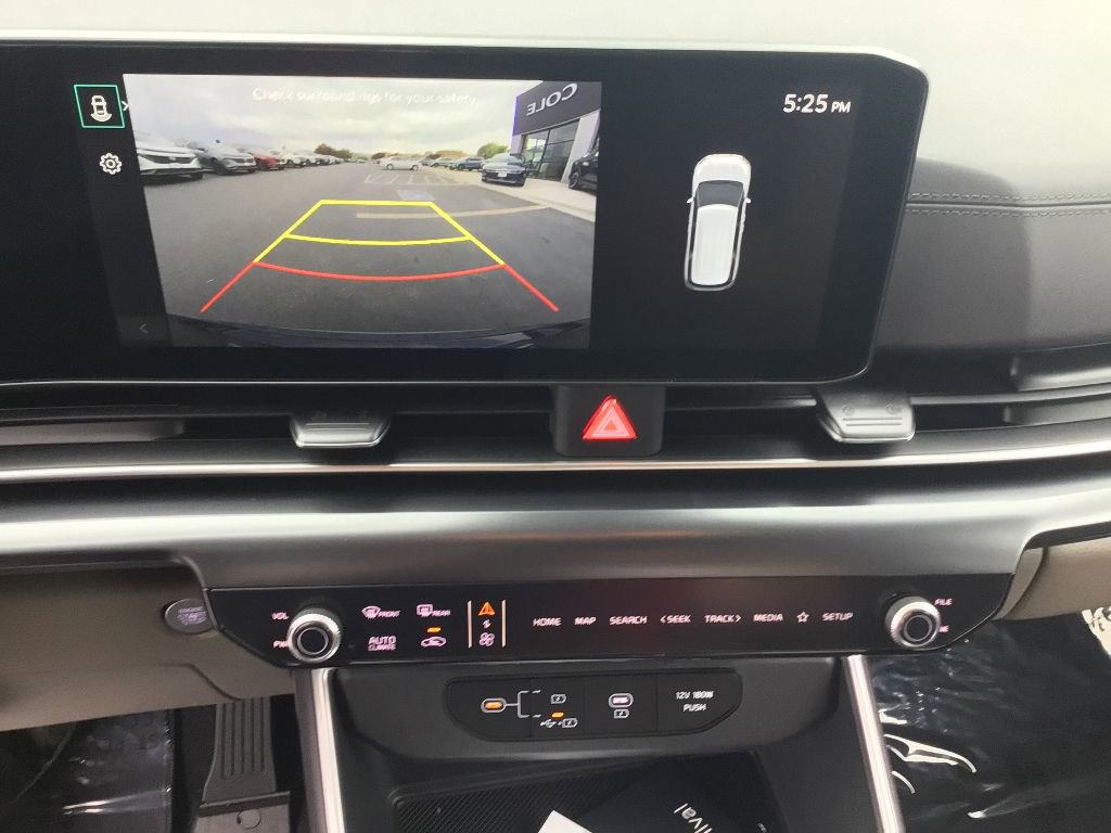 New 2026 Kia Carnival LX image 13