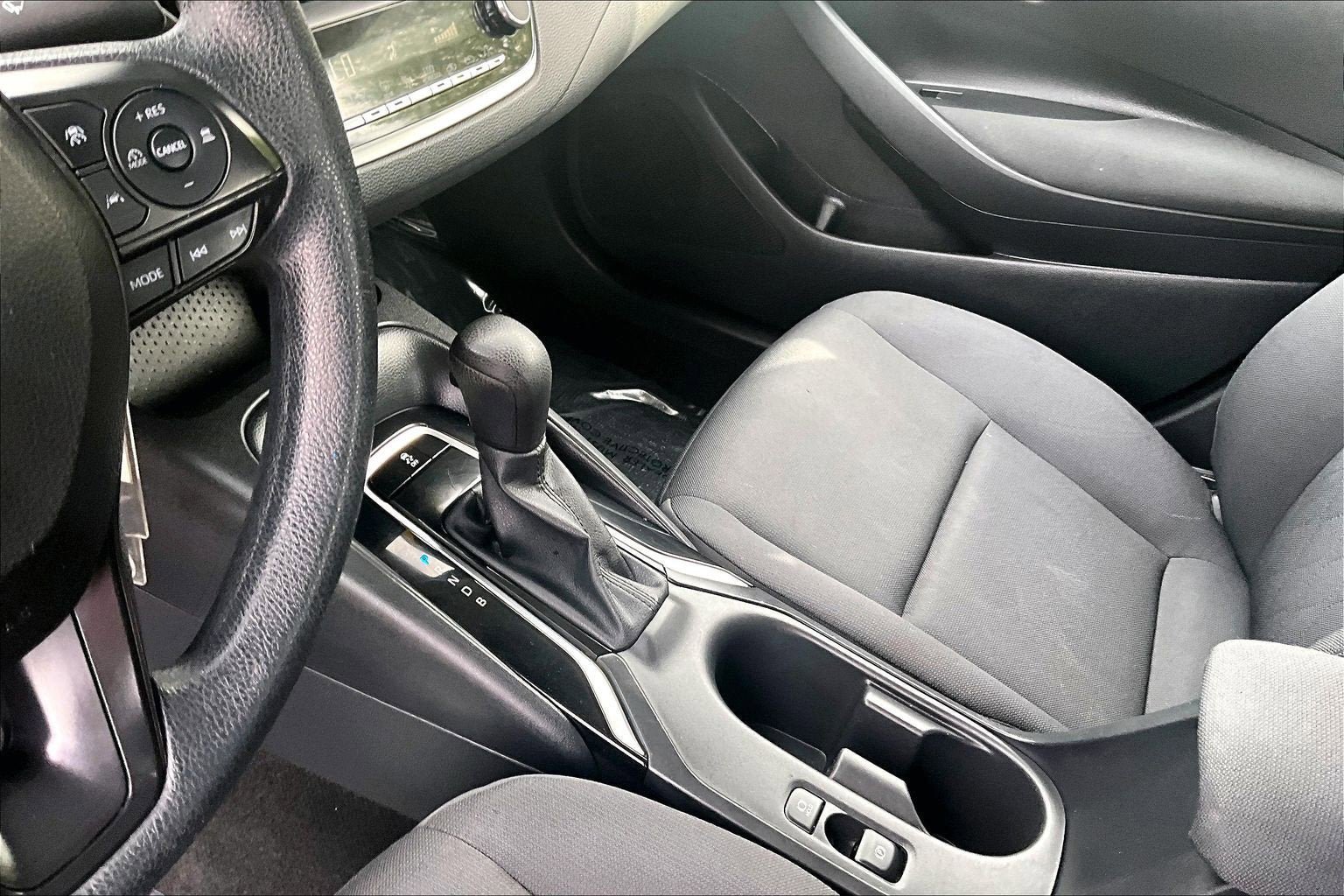 Used 2023 Toyota Corolla LE FWD image 16