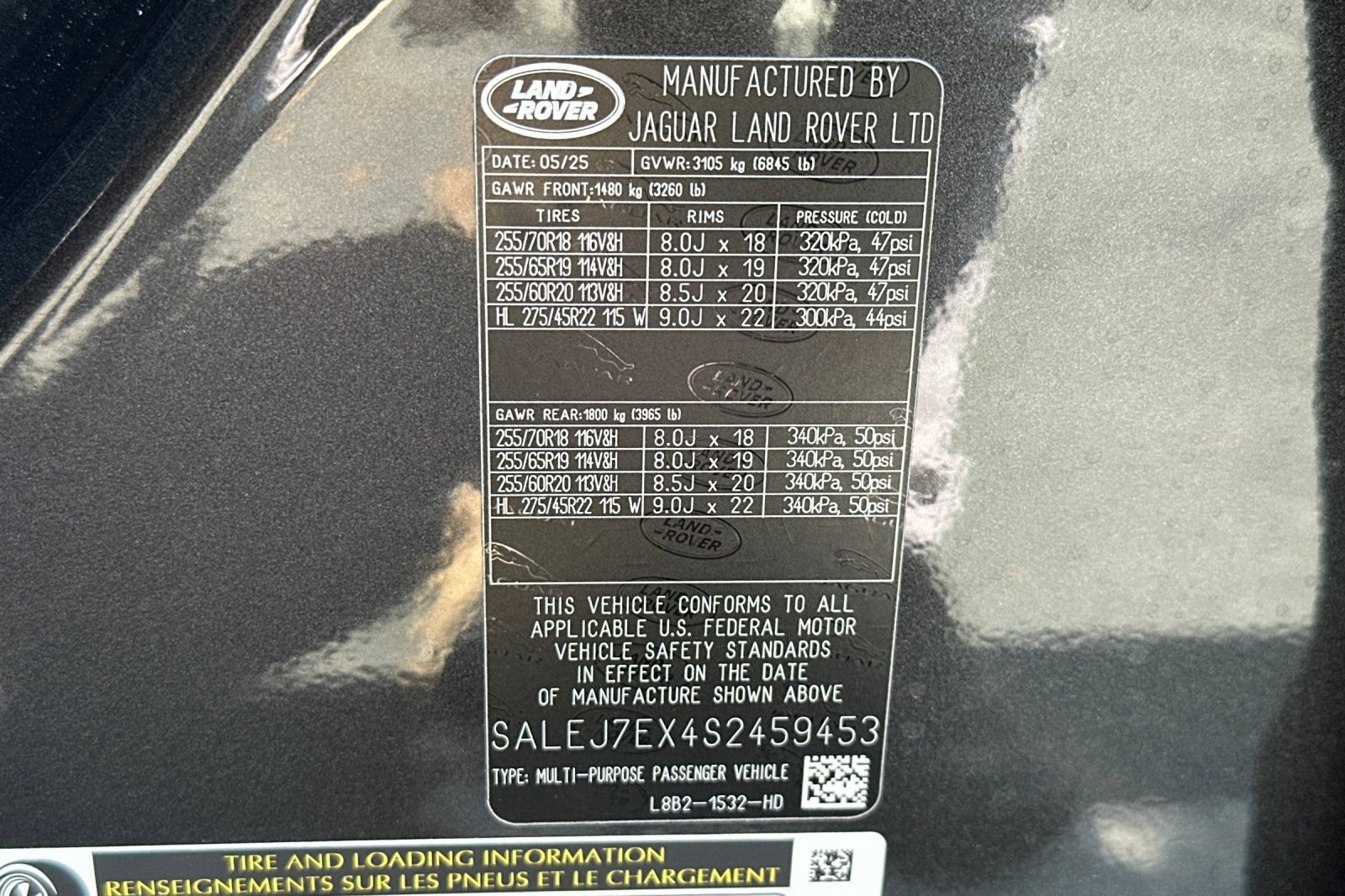 Used 2025 Land Rover Defender 110 S AWD/4WD image 30