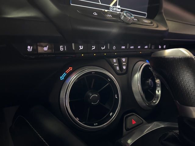 Used 2016 Chevrolet Camaro LT image 14