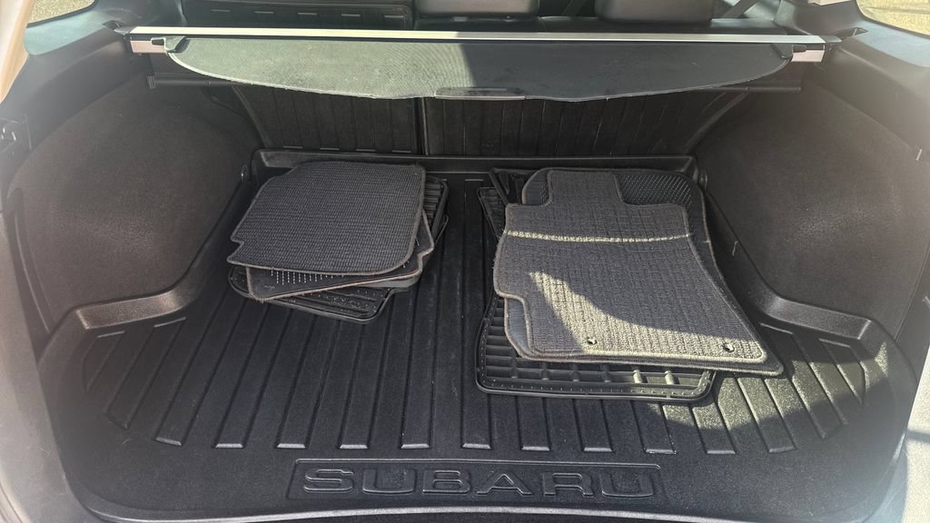 Used 2014 Subaru Outback 2.5i Limited AWD/4WD image 13