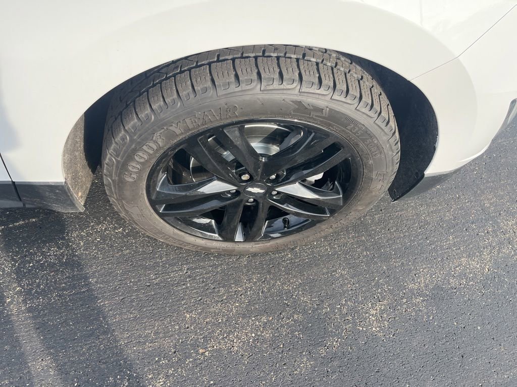 Certified 2020 Chevrolet Equinox LT w/ Sport Edition image 15