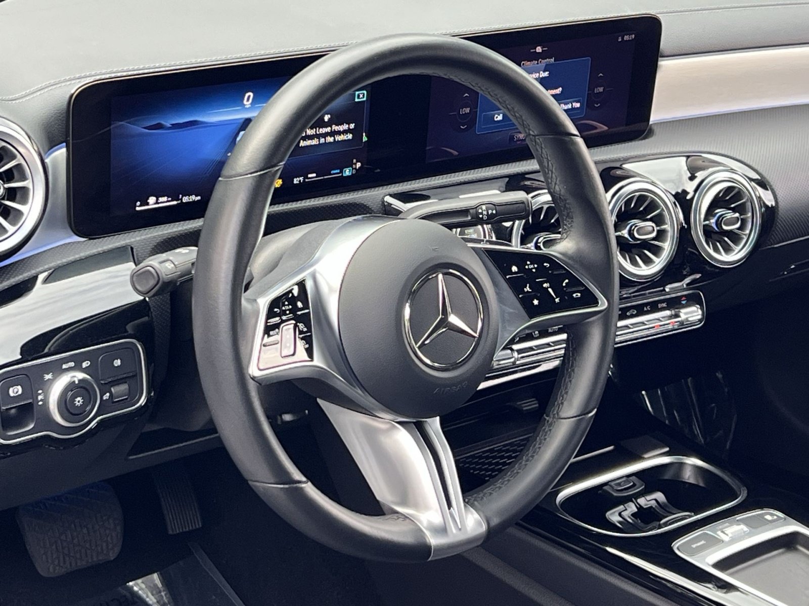 Certified 2025 Mercedes-Benz CLA 250 4MATIC image 21