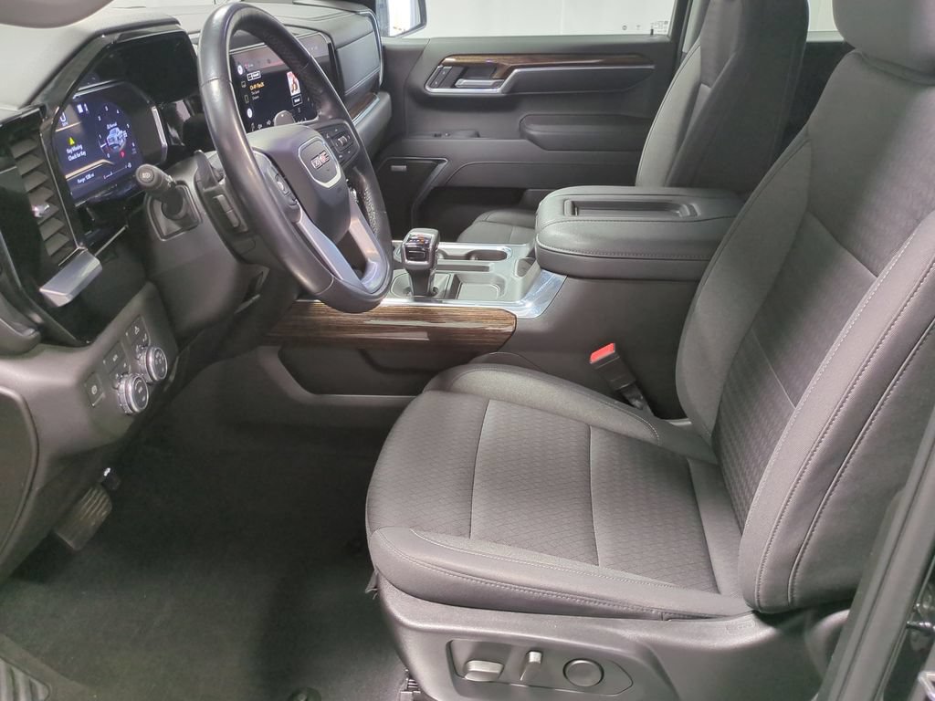 Used 2022 GMC Sierra 1500 Elevation w/ Preferred Package AWD/4WD image 17