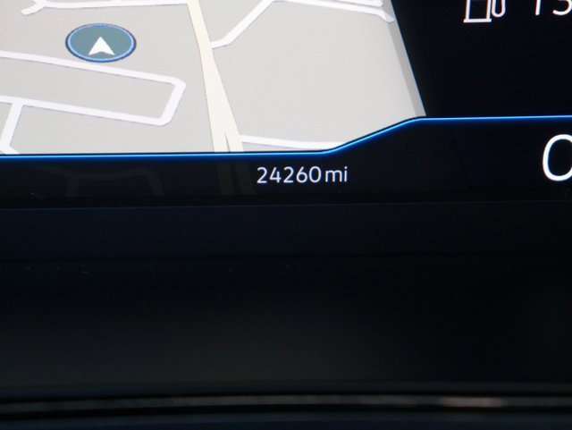 Used 2022 Volkswagen Taos SEL image 30