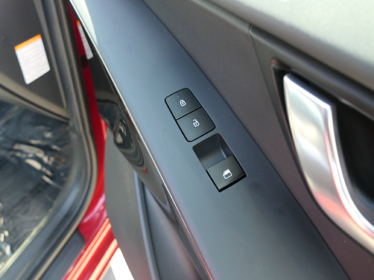 Certified 2024 Kia Niro EX FWD image 27