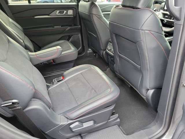 Used 2025 Ford Explorer ST w/ Sun And Sound Package AWD/4WD image 19