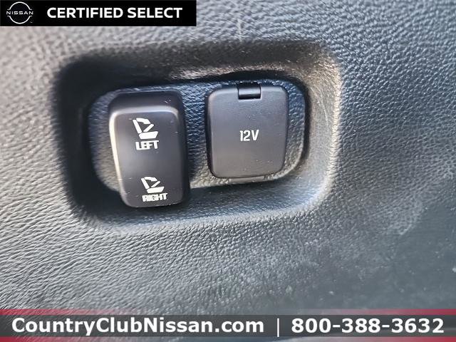 Used 2019 Ford Edge Titanium w/ Equipment Group 301A image 30