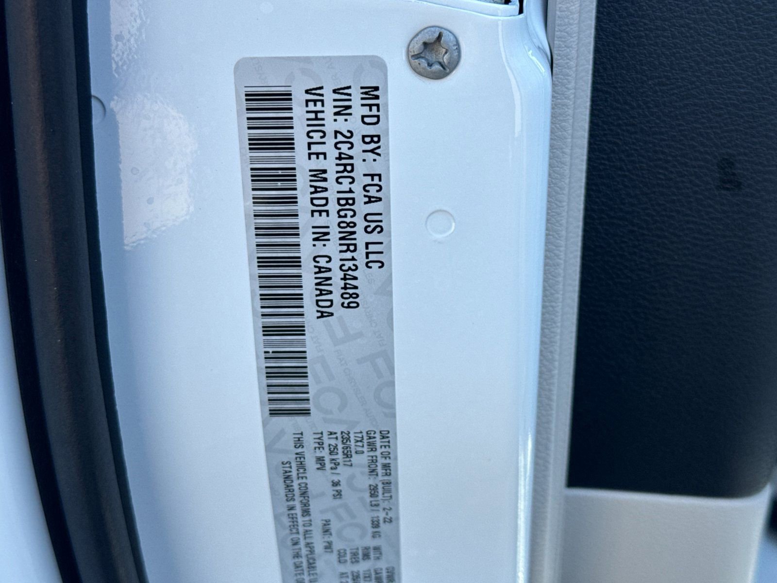 Used 2022 Chrysler Pacifica Touring-L image 29