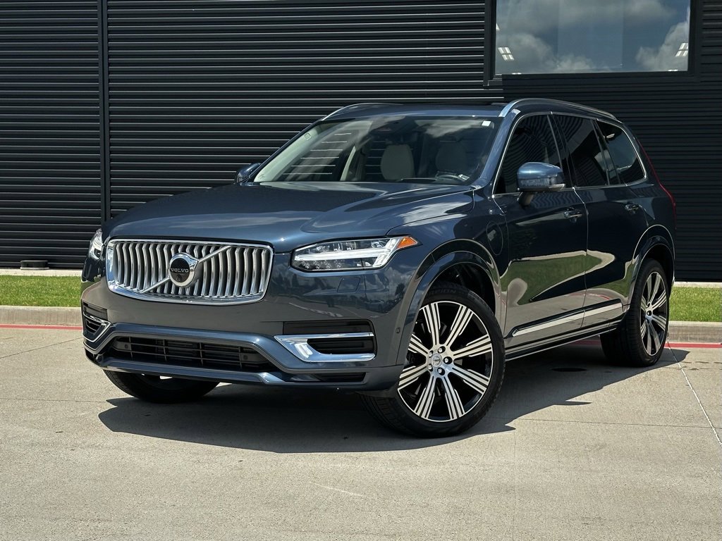 Used 2025 Volvo XC90 T8 Ultra w/ Protection Package Premier