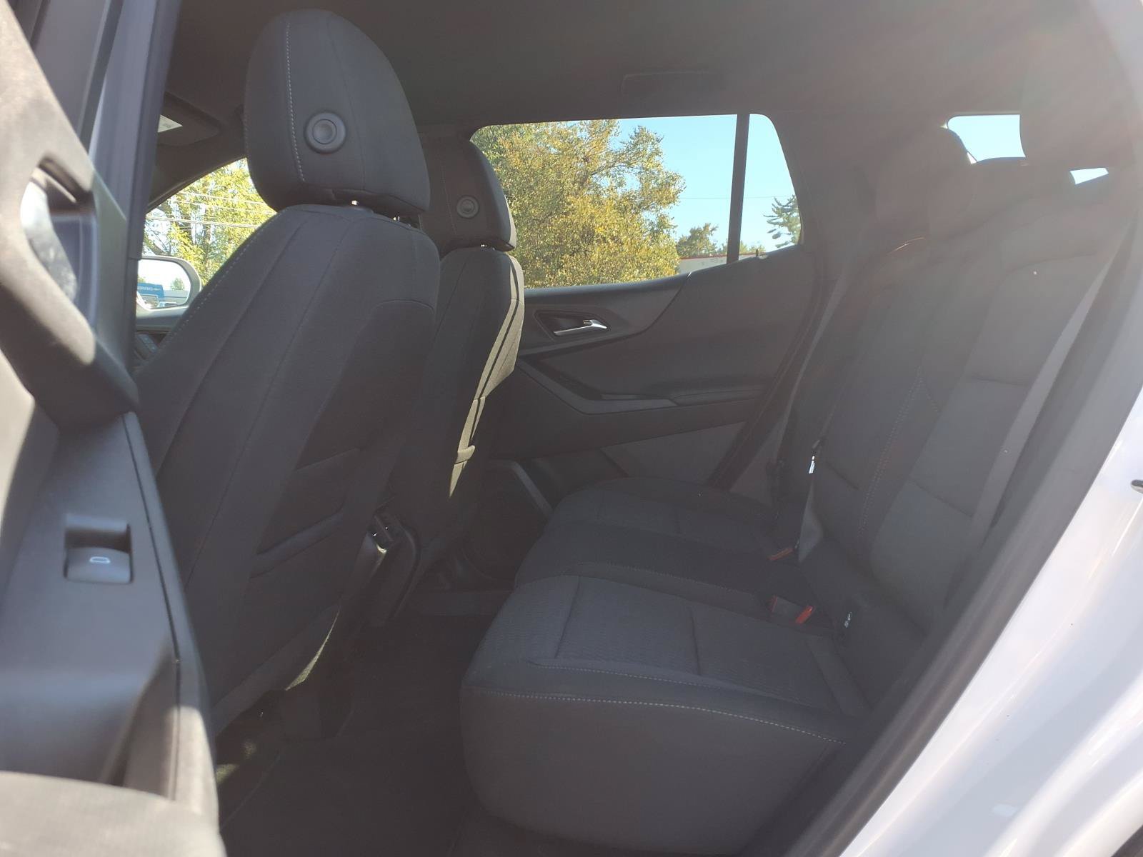Used 2026 Chevrolet Equinox LT AWD/4WD image 6