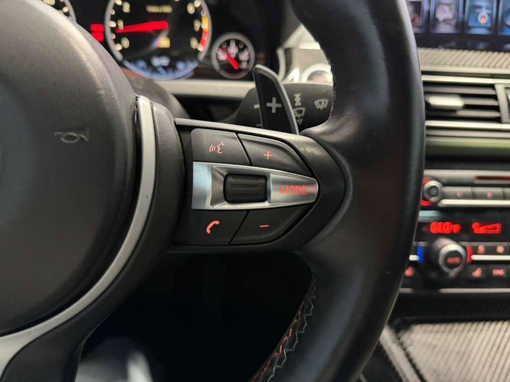 Used 2017 BMW M6 Coupe image 31
