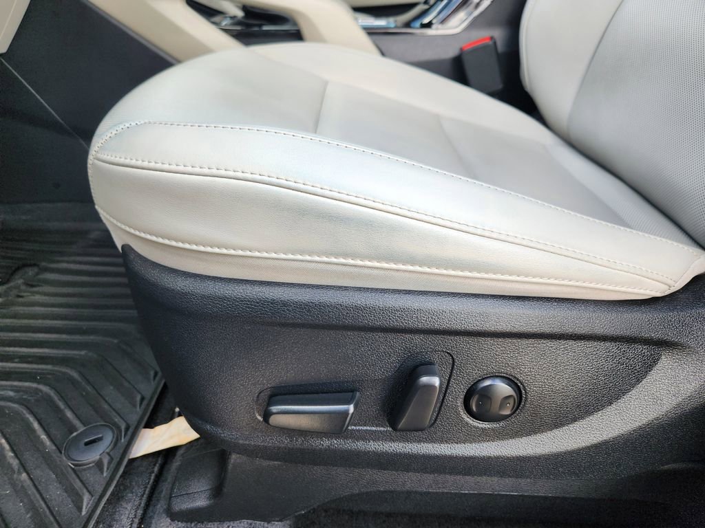 Used 2025 Kia Telluride S image 23