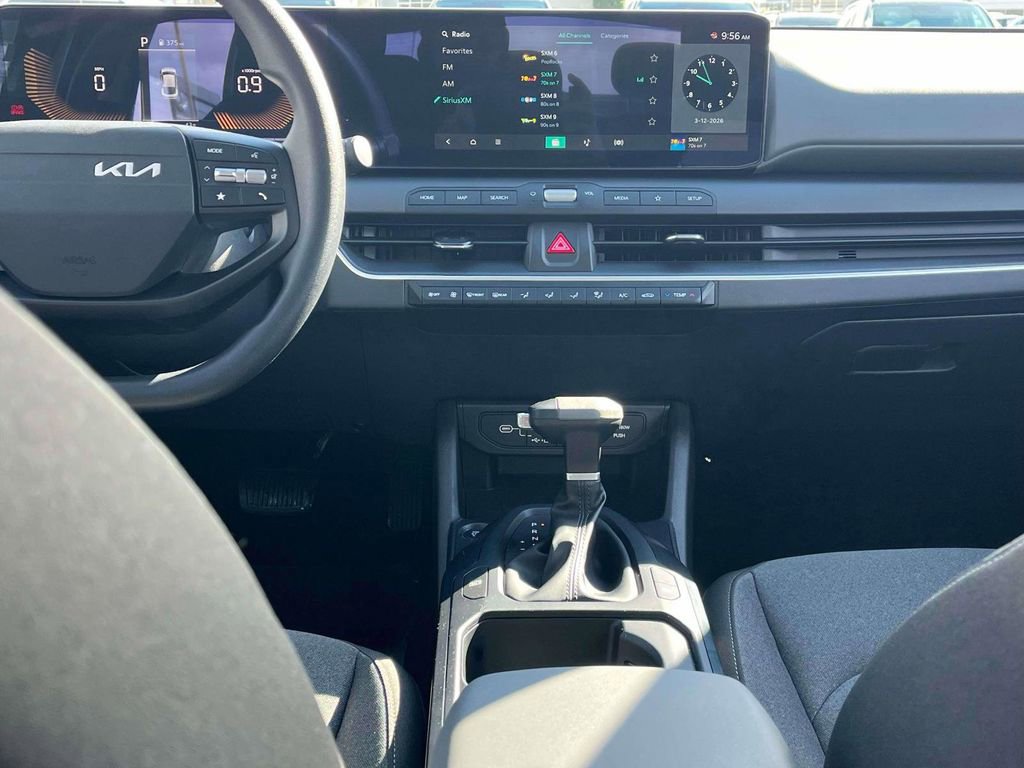 Certified 2025 Kia K4 LXS image 4