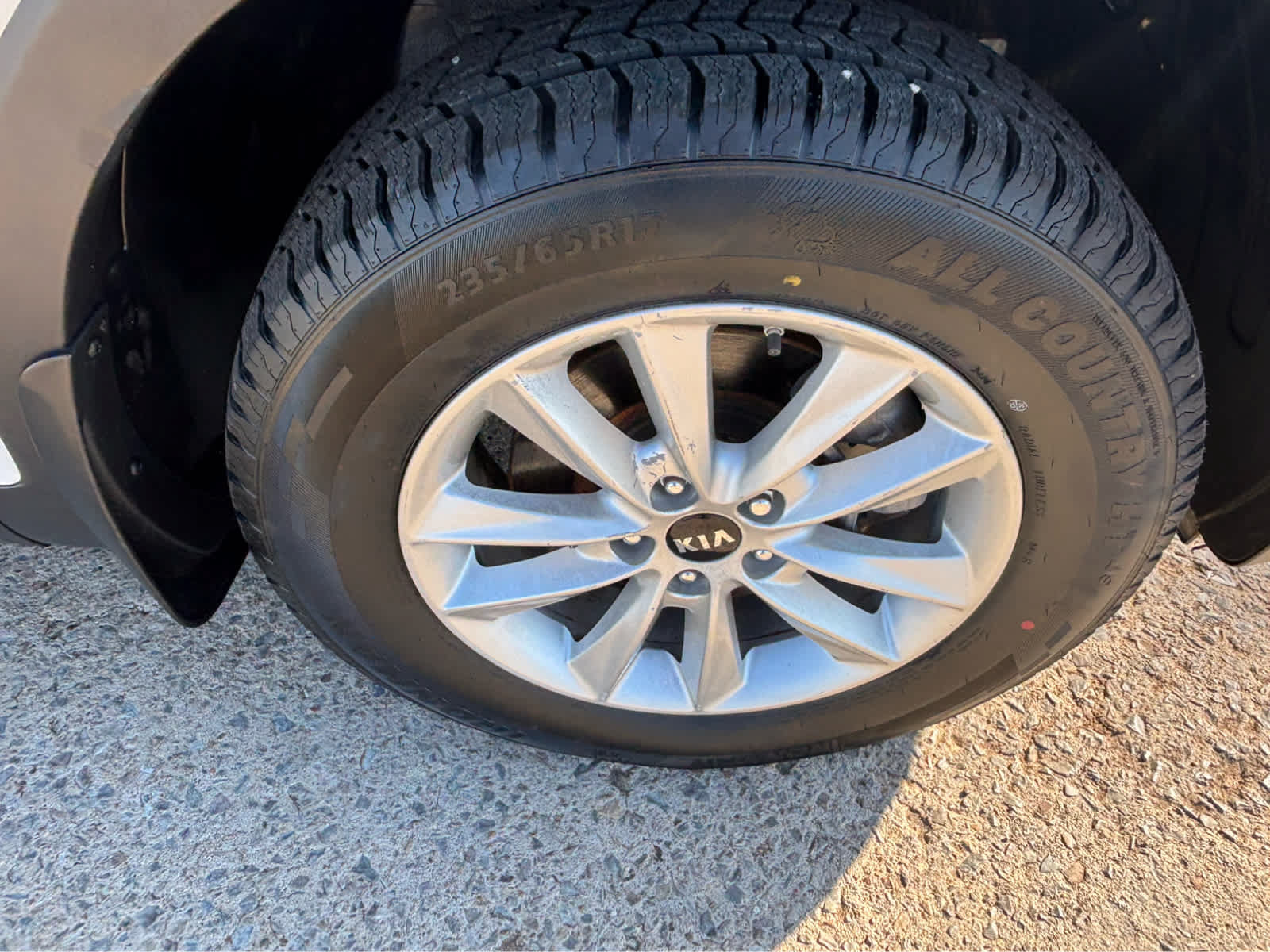 Used 2020 Kia Sorento LX FWD image 9