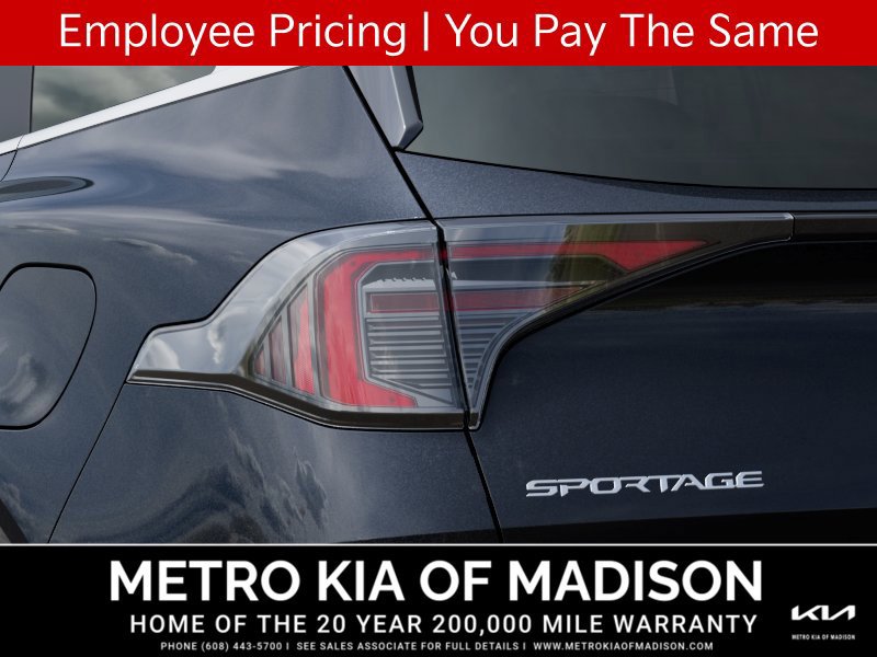 New 2026 Kia Sportage EX w/ EX Panorama Roof Package FWD image 11