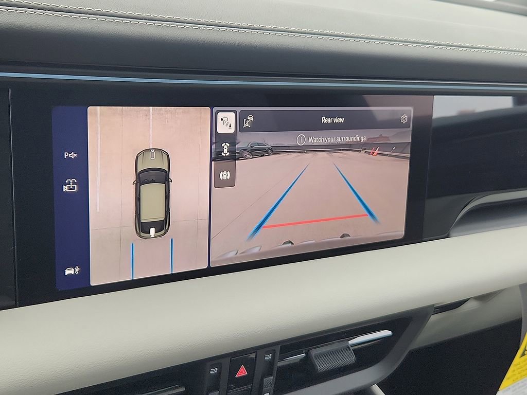 New 2026 Porsche Macan 4 Electric AWD/4WD image 16