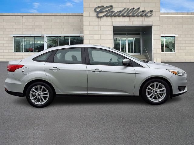 Used 2018 Ford Focus SE FWD image 9