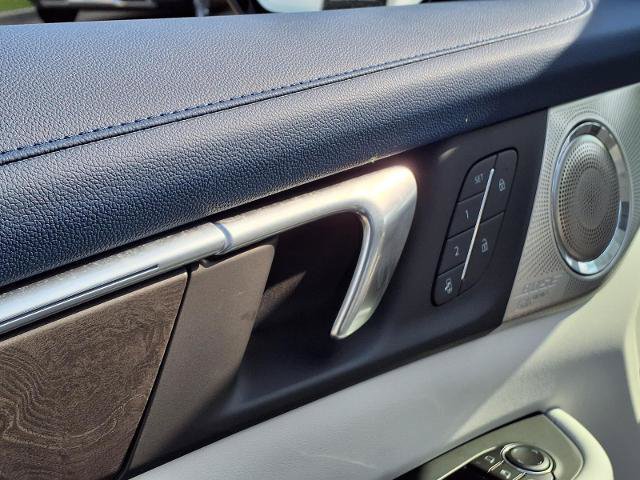 New 2026 Buick Enclave Avenir w/ Super Cruise Package FWD image 16